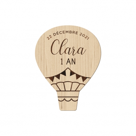 Magnet en bois personnalisé anniversaire thème montgolfière