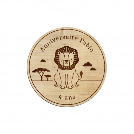 Dessous de verre en bois personnalisé anniversaire lion