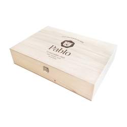 Coffret de naissance en bois souvenirs bébé modèle lion savane