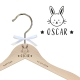 Cintre enfant en bois personnalisé modèle lapin