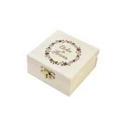 Boîte à alliances gravées avec prénoms, mariage champêtre