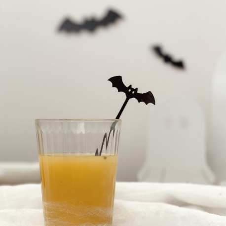 Touillette cocktail Halloween, modèle chauve-souris