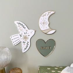 Composition murale décorations oiseau, lune et coeur plexiglas