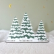 Les sapins enneigés, décor Mini monde de Noël en bois